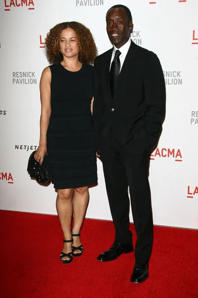 Don Cheadle and wife — Stock Photo, Image