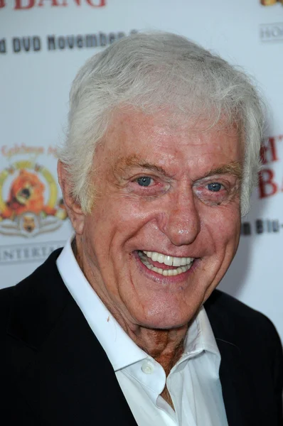 Van Dyke-r-nat il "Chitty Chitty Bang Bang" Los Angeles Special Screening and Blu-Ray Release Party, Pacific Theaters, Los Angeles, Ca. 10-30-10 — Foto Stock