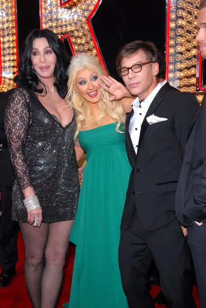 Cher and Christina Aguilera and Steve Antin at the "Burlesque" Los Angeles Premiere, Chinese Theater, Hollywood, CA. 11-15-10 — Stock Photo, Image