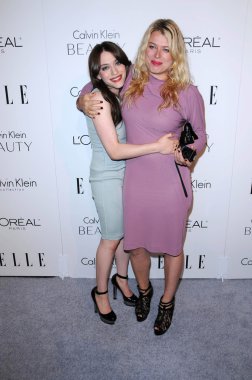 17 yıllık kadın hollywood haraç, dört mevsim hotel, los angeles, ca. 10-18-20 kat dennings ve amanda de cadenet