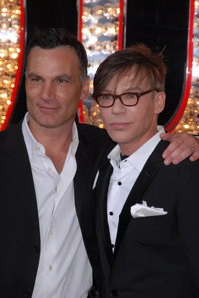 Neil Antin e Steve Antin no "Burlesque" Los Angeles Premiere, Chinese Theater, Hollywood, CA. 11-15-10 — Fotografia de Stock