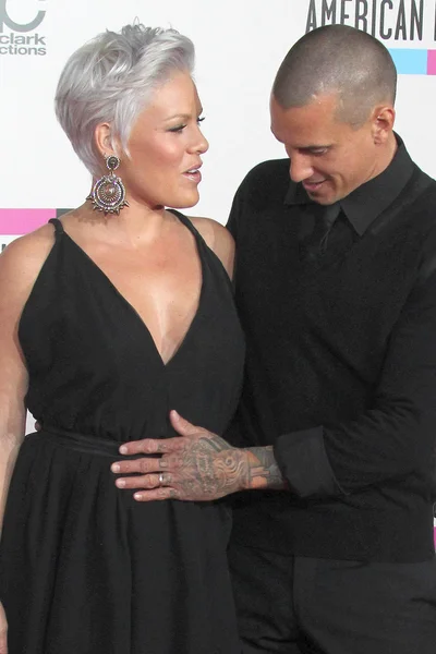 Pink y Carey Hart — Foto de Stock