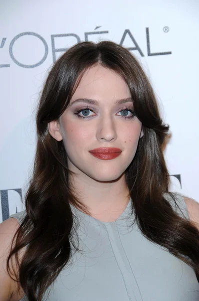 Kat Dennings au 17e Annual Women in Hollywood Tribute, Four Seasons Hotel, Los Angeles, CA. 10-18-20 — Photo