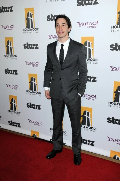 Justin Long at the 14th Annual Hollywood Awards Gala, Beverly Hilton Hotel, Beverly Hills, CA. 10-25-10 — Stock Photo, Image