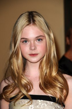 Elle Fanning