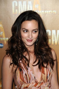 Leighton meester, 44 yıllık cma Ödülleri, bridgestone arena, nashville, TN 11-10-10
