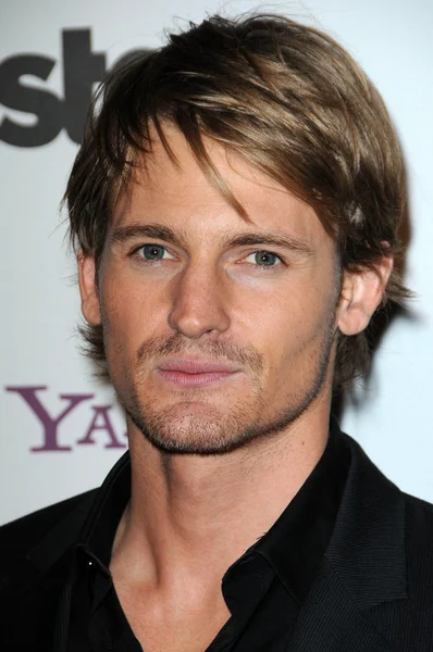 Josh Pence no 14th Annual Hollywood Awards Gala, Beverly Hilton Hotel, Beverly Hills, CA. 10-25-10 — Fotografia de Stock