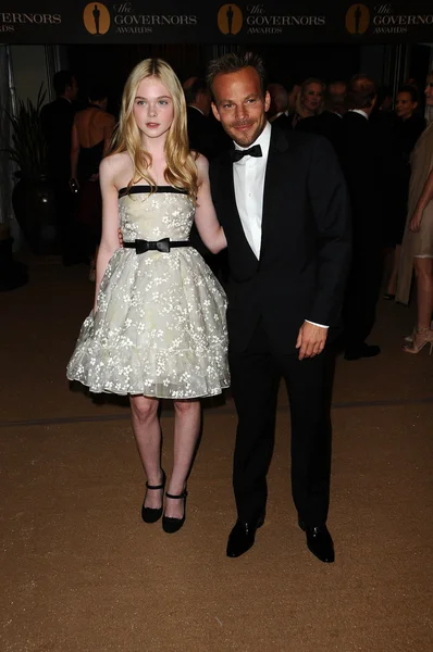 Elle Fanning and Stephen Dorff at the 2nd Annual Academy Governors Awards, Kodak Theater, Hollywood, CA. 11-14-10 — Stock Photo, Image