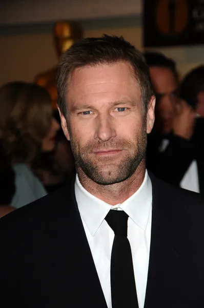 Aaron eckhart op de 2e jaarlijkse academy gouverneurs awards, kodak theater, hollywood, ca. 11-14-10 — Stockfoto