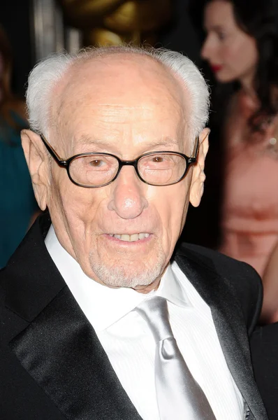 Eli Wallach en el 2º Annual Academy Governors Awards, Kodak Theater, Hollywood, CA. 11-14-10 — Foto de Stock