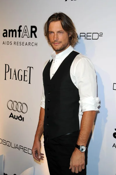 Gabriel Aubry at amfAR Inspiration Gala Celebrating Men's Style with Piaget and DSquared 2, Chateau Marmont, Los Angeles, CA. 10-27-10 — Stock Photo, Image