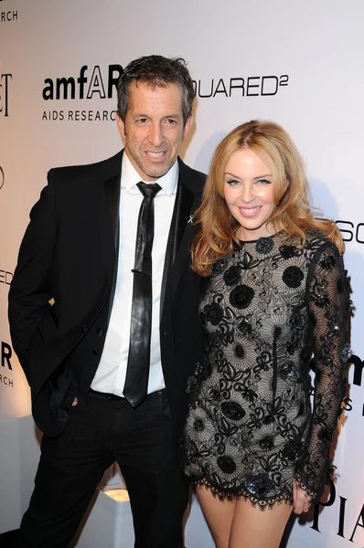 Kenneth Cole e Sharon Stone all'amfAR Inspiration Gala Celebrare lo stile maschile con Piaget e DSquared 2, Chateau Marmont, Los Angeles, CA. 10-27-10 — Foto Stock