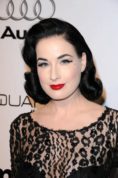 Dita Von Teese at amfAR Inspiration Gala Celebrating Men's Style with Piaget and DSquared 2, Chateau Marmont, Los Angeles, CA. 10-27-10 — Stock fotografie