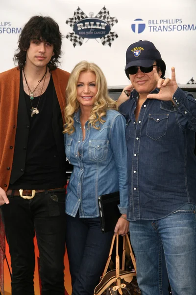 Nick Simmons, Shannon Tweed, Gene Simmons at the 2nd Annual Rally For Kids With Cancer Scavenger Cup Start Your Engines Brunch, Roosevelt Hotel, Hollywood, CA. 10-23-10 — Stock Photo, Image