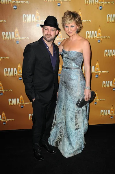 Kristian Bush Och Jennifer Nettles Årliga Cma Awards Bridgestone Arena — Stockfoto