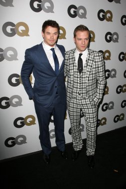 Kellan lutz ve tasarımcı simon spurr, gq 2010 erkekler yıl partisi, chateau marmont, west hollywood, ca. 11-17-10