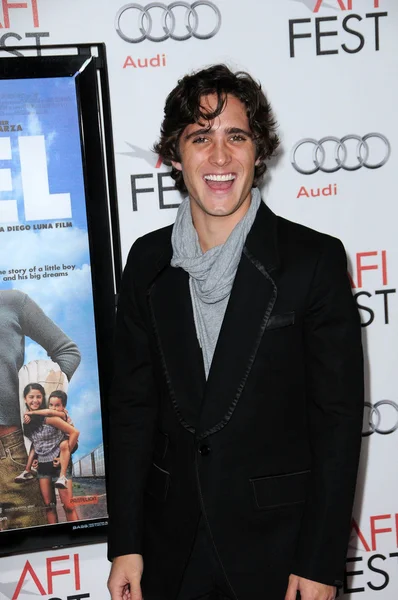 Diego Boneta på "Abel" screening på AFI fest 2010, kinesiska Theater, Hollywood, ca. 11-08-10 — Stockfoto