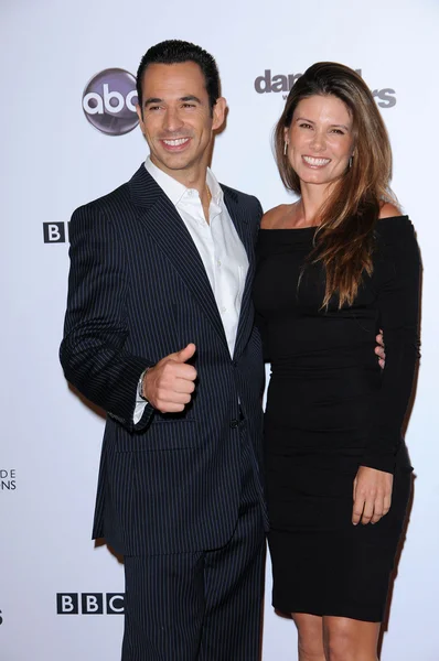 Helio Castroneves at the "Dancing With The Stars" 200th Episode, Boulevard 3, Hollywood, CA. 11-01-10 — Stock Photo, Image