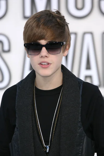 Justin bieber bei den mtv video music awards 2010, nokia theatre l.a. live, los angeles, ca. 08-12-10 — Stockfoto