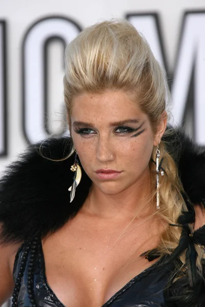 Kesha en los MTV Video Music Awards 2010, Nokia Theatre L.A. LIVE, Los Angeles, CA. 08-12-10 — Foto de Stock