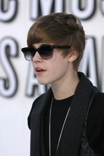 Justin bieber bei den mtv video music awards 2010, nokia theatre l.a. live, los angeles, ca. 08-12-10 — Stockfoto