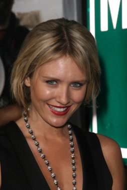 Nicky Whelan at 