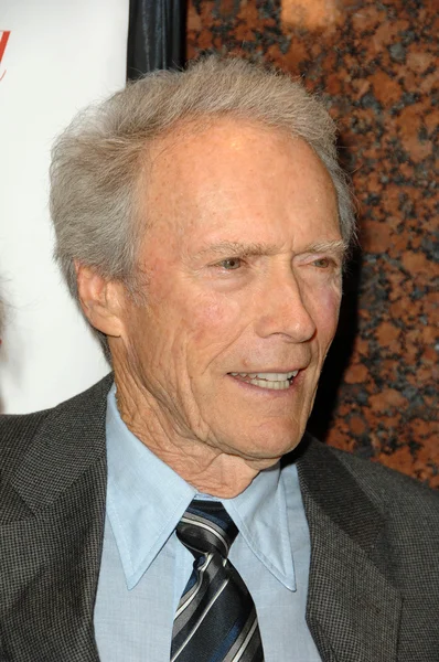 Клинт Иствуд на первом международном кинофестивале "Музей толерантности" Gala Honoring Clint Eastwood, Museum Of Tolerance, Los Angeles, CA. 11-14-10 — стоковое фото