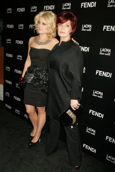 Kelly Osbourne, Sharon Osbourne en el FENDI Boutique Opening, Fendi, Los Angeles, CA. 10-07-10 — Foto de Stock