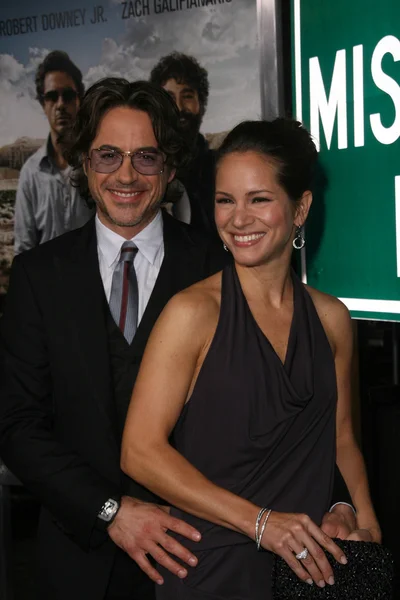 Robert downey jr. i susan downey — Zdjęcie stockowe