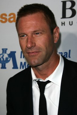 Aaron ekhart esquire house la açılış gecesi olay Uluslararası Medikal Kolordu, esquire house, beverly hills, ca. 10-15-10