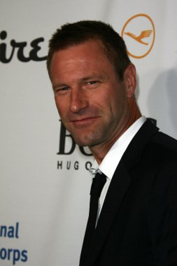 Aaron ekhart esquire house la açılış gecesi olay Uluslararası Medikal Kolordu, esquire house, beverly hills, ca. 10-15-10