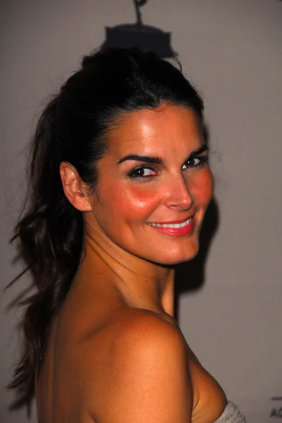 Angie harmon — Stock fotografie