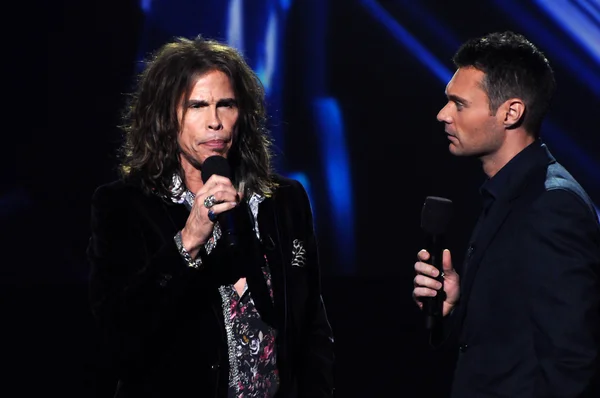 Steven tyler und ryan seacrest — Stockfoto