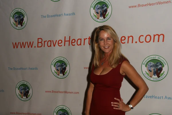Erin Murphy en los Premios BraveHeart 2010, Hyatt Regency Century Plaza Hotel, Century City, CA. 10-09-10 — Foto de Stock