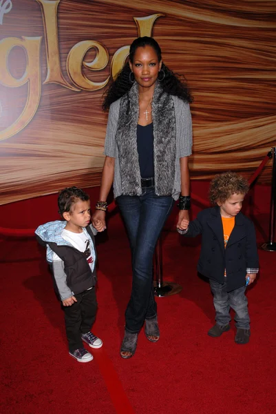 Garcelle Beauvais en el estreno mundial "Enredado", Teatro El Capitán, Hollywood, CA. 11-14-10 — Foto de Stock