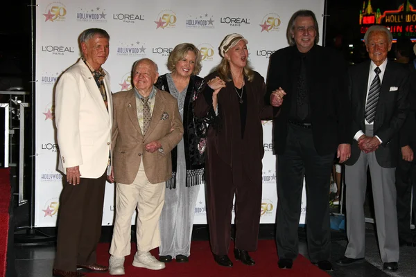 Roger williams, jan ve mickey rooney, diane ladd, jim ladd, bob barker — Stok fotoğraf