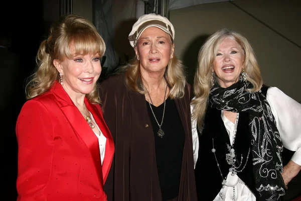 Barbara Eden, Diane Ladd, Connie Stevens — Fotografia de Stock