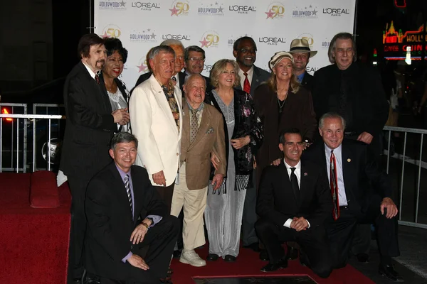 Roger Williams, Mickey Rooney, Rooney Jan, Diane Ladd, Jim Ladd, Bob Barker — Foto de Stock