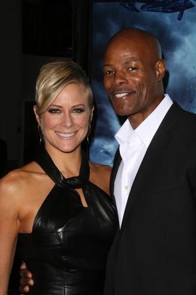 Brittany Daniel, Keenen Ivory Wayans en el estreno de "Skyline" Los Angeles, Regal Cinemas, Los Angeles, CA. 11-09-10 — Foto de Stock