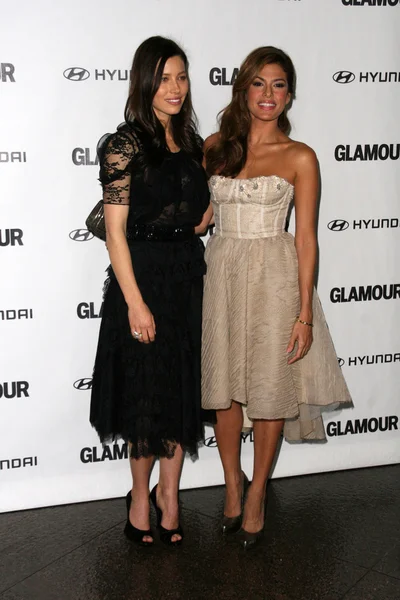 Jessica Biel and Eva Mendes at Glamour Reel Moments, Directors Guild Theater, Los Angeles, CA 10-25-10 — Stock Photo, Image