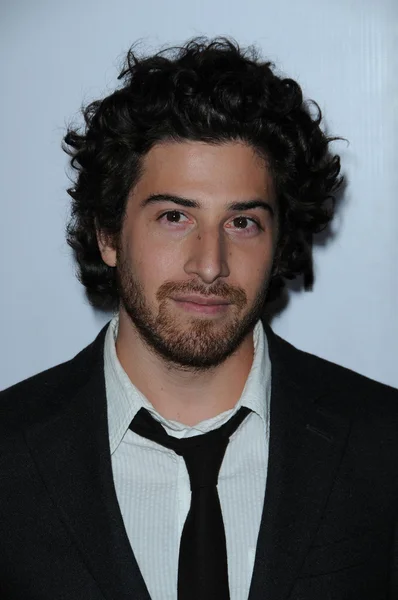 Jake hoffman bei der "barney 's version" -gala vorführung afi fest 2010, ägyptisches theater, hollywood, ca. 11.6.10 — Stockfoto