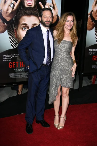 Judd Apatow Leslie Mann Get Hem Greek Los Angeles Premiere — Stockfoto