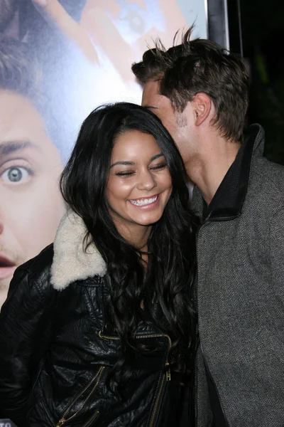 Vanessa Hudgens, Zac Efron — Zdjęcie stockowe