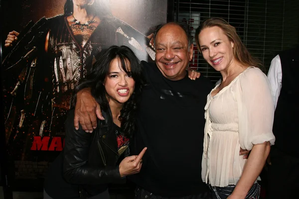 Michelle Rodriguez and Cheech Marin at the "Machete" Los Angeles Premiere, Orpheum Theater, Los Angeles, CA. 08-25-10 — Stock Photo, Image