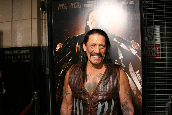 Danny Trejo en el "Machete" Los Angeles Premiere, Orpheum Theater, Los Angeles, CA. 08-25-10 —  Fotos de Stock