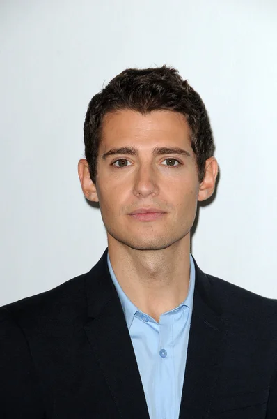 Julian Morris — Photo