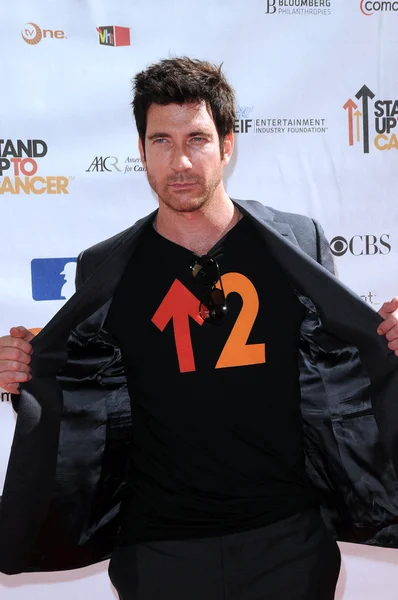 Dylan Mcdermott at the 2010 Stand Up To Cancer, Sony Studios, Culver City, CA. 09-10-10 — Zdjęcie stockowe