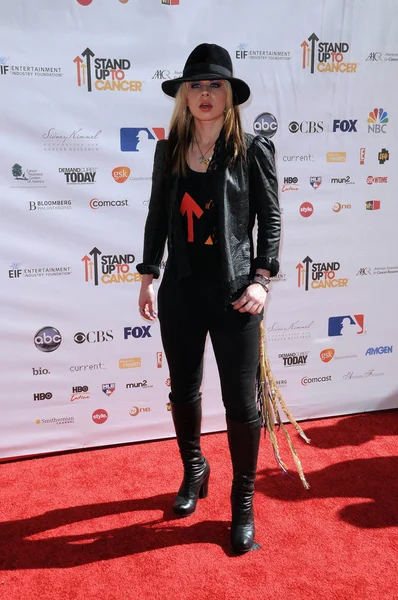 Orianthi Stand Cancer 2010 Sony Studios Culver City — Photo