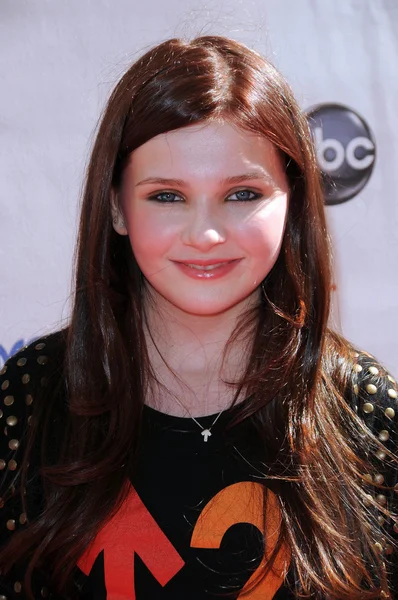 Abigail Breslin at the 2010 Stand Up To Cancer, Sony Studios, Culver City, CA. 09-10-10 — Stock Photo, Image
