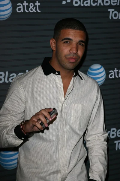 Drake op de BlackBerry "Torch" lancering partij, prive-locatie, Los Angeles, ca. 08-11-10 — Stockfoto